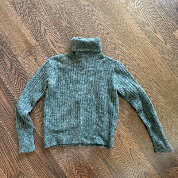 Zara Turtleneck Sweater - Picture 1 of 4